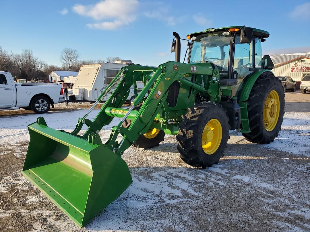 Image of John Deere 6135E Primary image