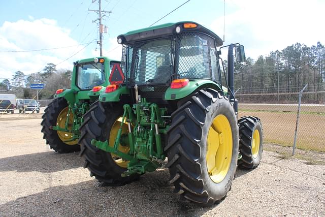 Image of John Deere 6135E equipment image 2