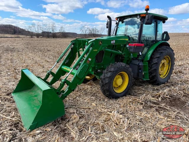 Image of John Deere 6135E equipment image 1