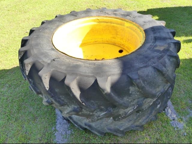 Image of John Deere 6140M equipment image 3