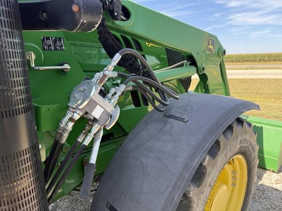 Image of John Deere 6140R equipment image 3