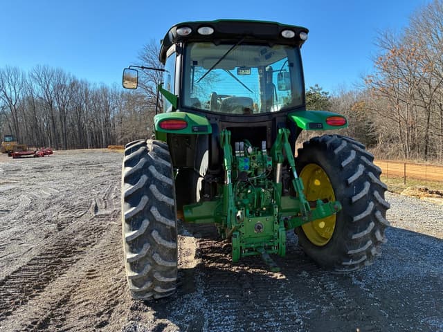 Image of John Deere 6140R equipment image 4
