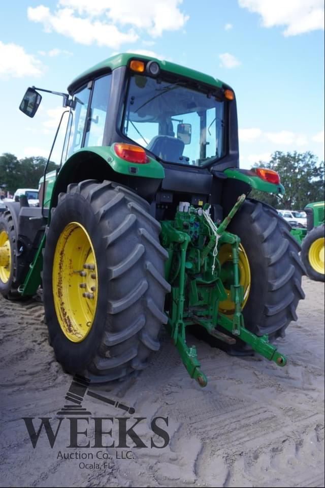 Image of John Deere 6145M equipment image 3