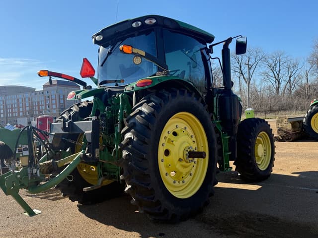 Image of John Deere 6145R equipment image 4