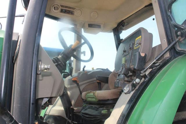 Image of John Deere 6150D equipment image 3