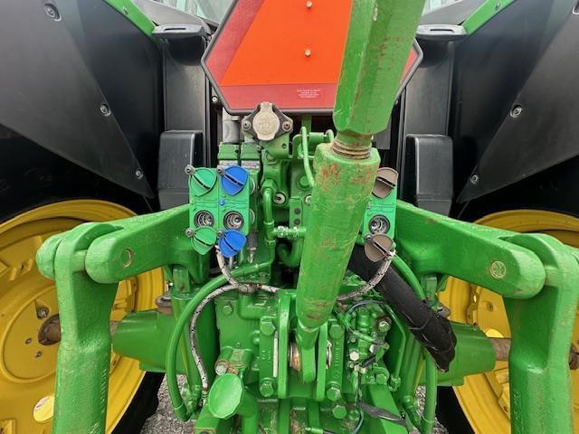 Image of John Deere 6150M equipment image 4