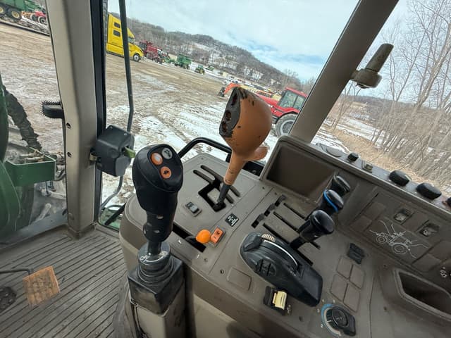 Image of John Deere 6150M equipment image 3