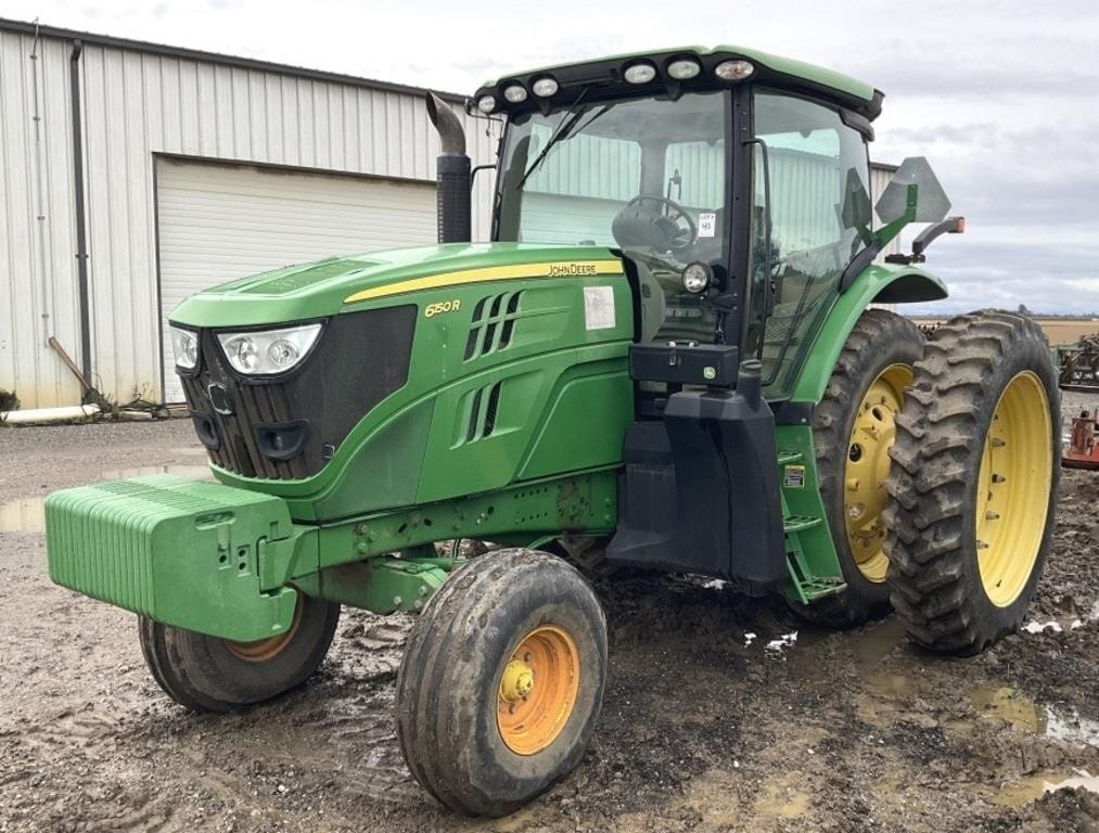 John Deere 6150R Equipment Image0