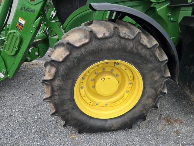 Image of John Deere 6155M equipment image 4
