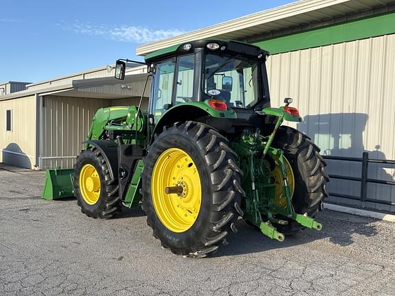 Image of John Deere 6155M equipment image 3