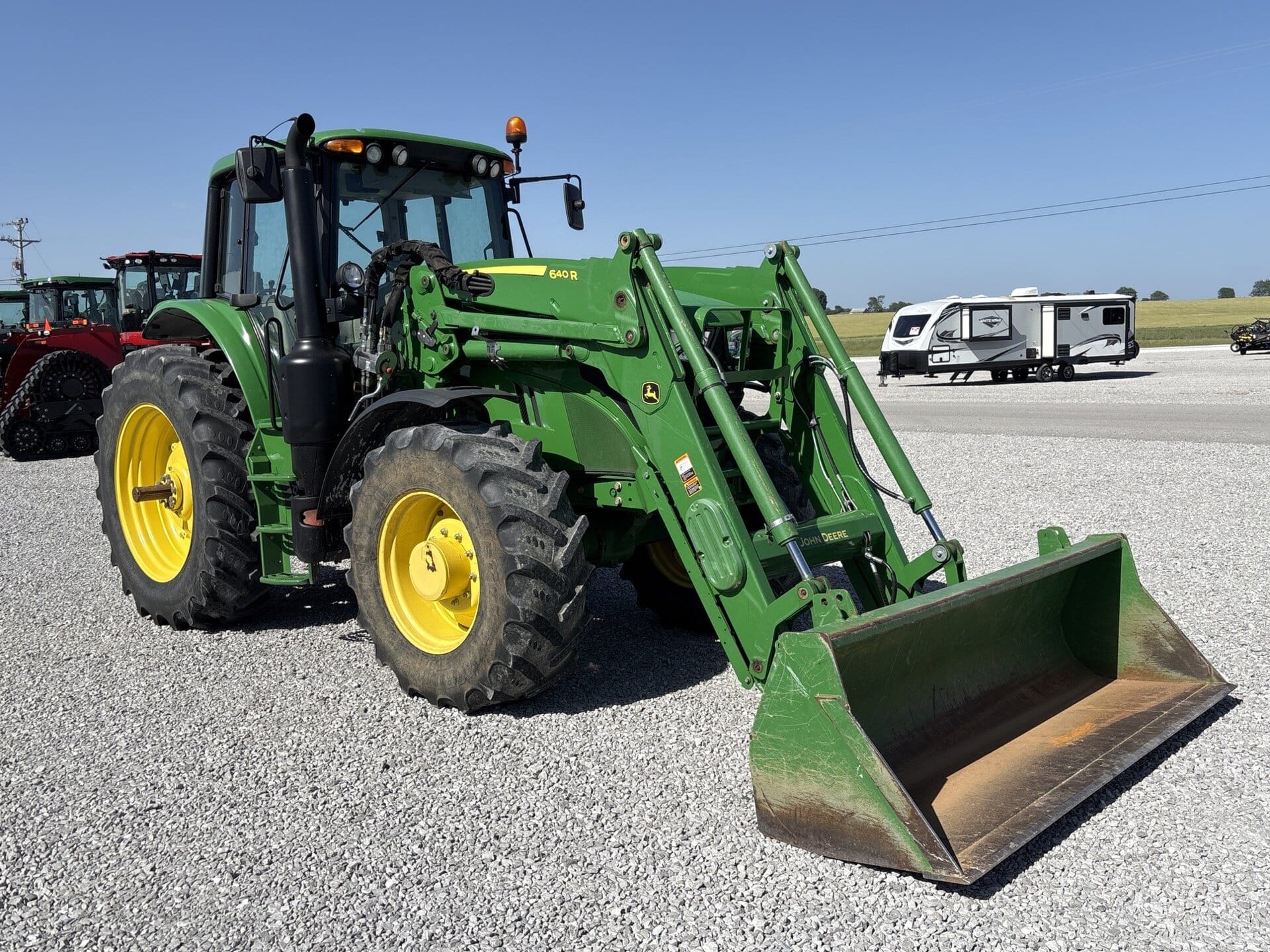 John Deere 6155M Equipment Image0