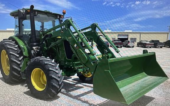 Image of John Deere 6155M equipment image 2