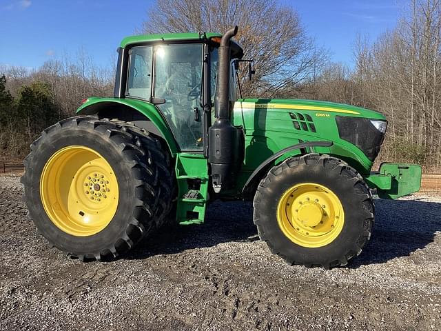 Image of John Deere 6155M equipment image 4