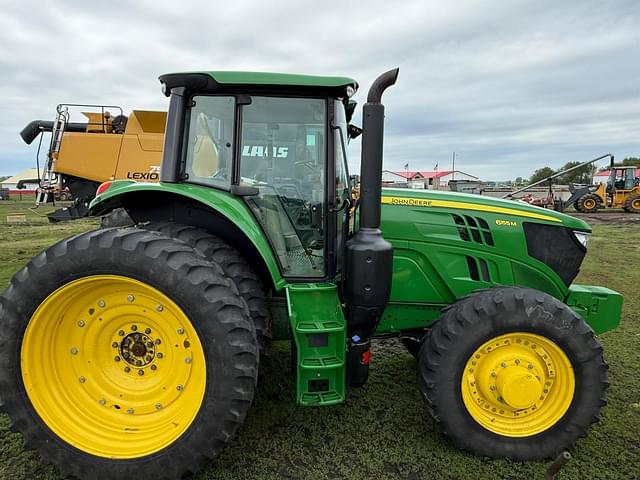 Image of John Deere 6155M equipment image 3