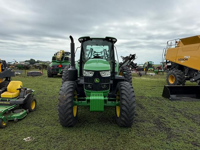 Image of John Deere 6155M equipment image 2