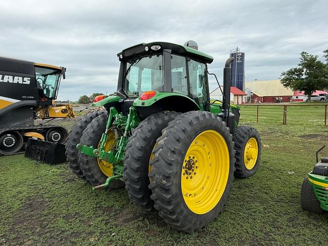 Image of John Deere 6155M equipment image 4