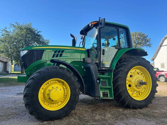 Image of John Deere 6155M equipment image 2