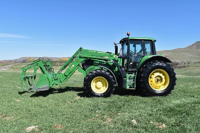 Image of John Deere 6155M equipment image 4
