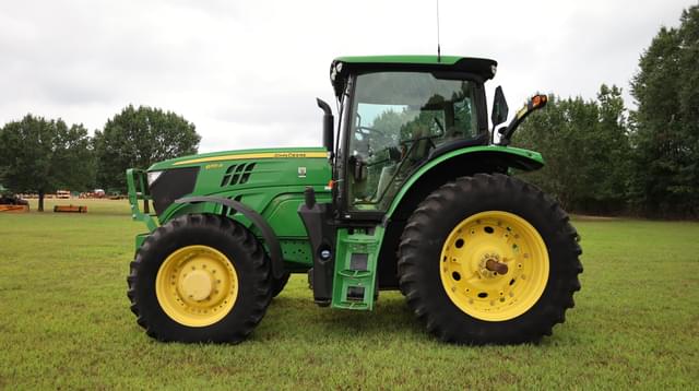 Image of John Deere 6155R equipment image 3