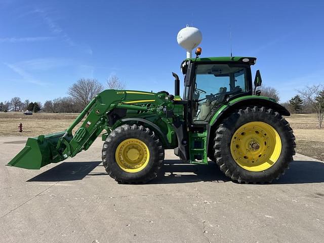 Image of John Deere 6155R equipment image 3