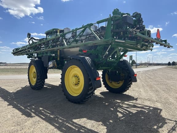 Image of John Deere 616R equipment image 4