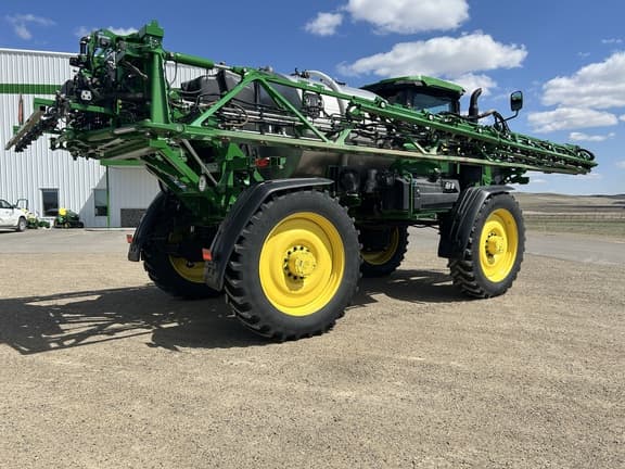 Image of John Deere 616R equipment image 2