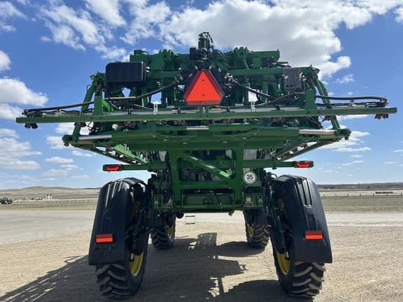 Image of John Deere 616R equipment image 3