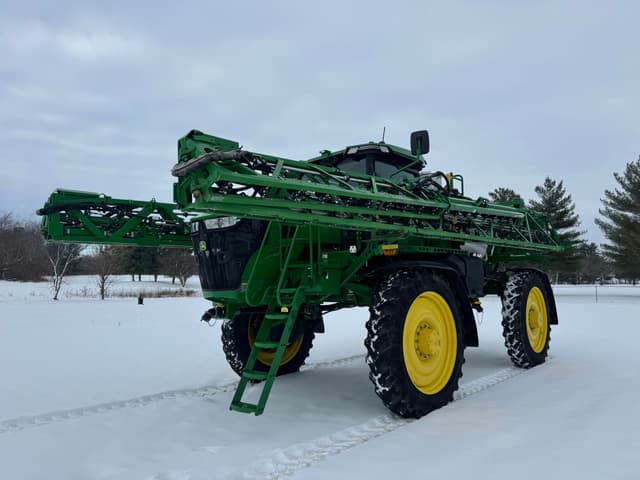 Image of John Deere 616R equipment image 3