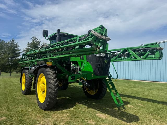 Image of John Deere 616R equipment image 4