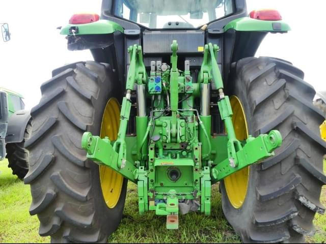 Image of John Deere 6175M equipment image 4