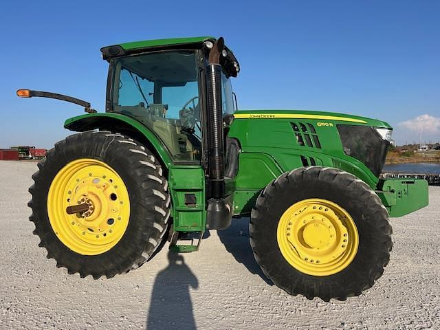 Image of John Deere 6190R equipment image 1