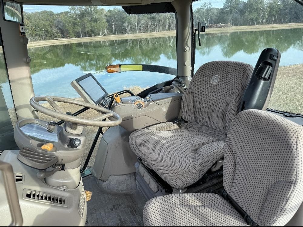 Image of John Deere 6195R Image 1