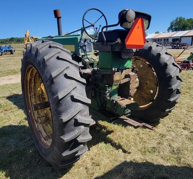 Image of John Deere 620 equipment image 4