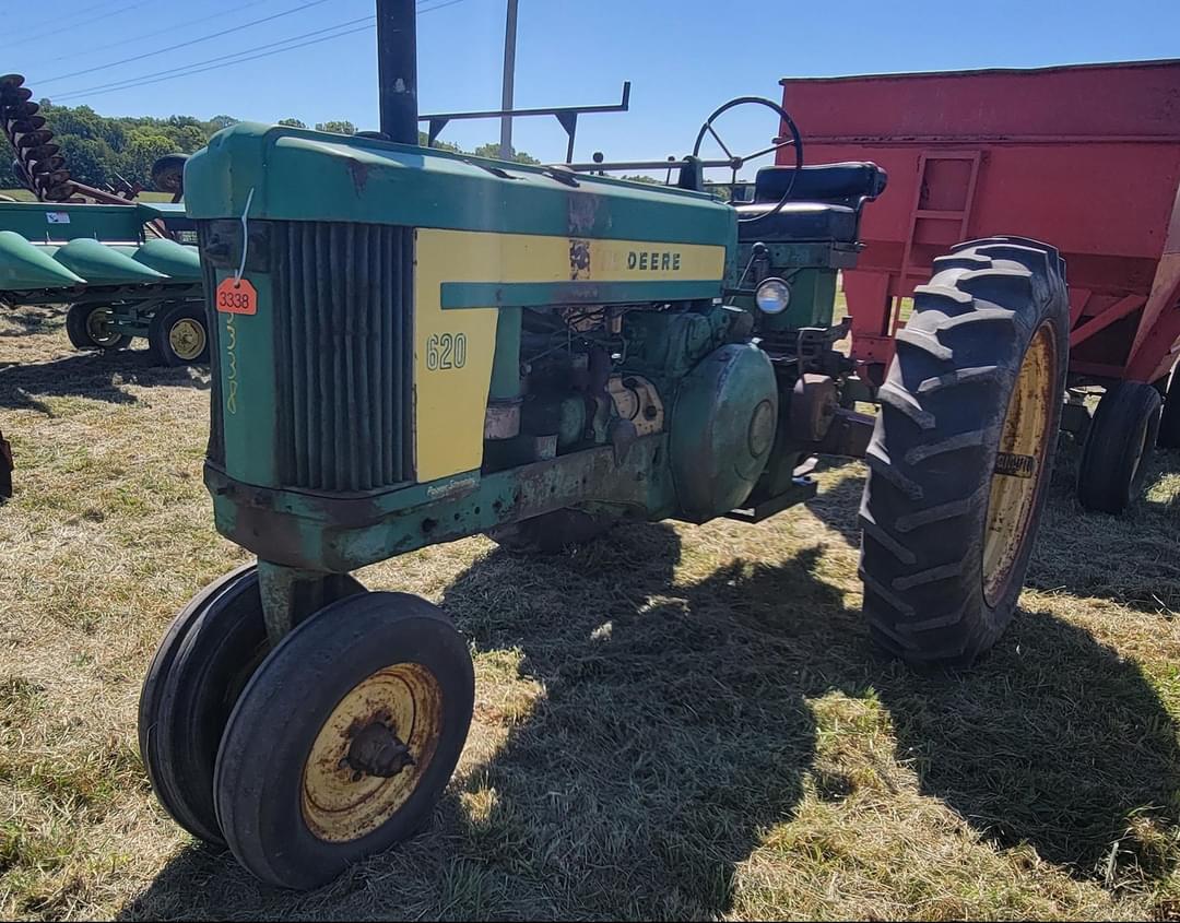Image of John Deere 620 Primary image