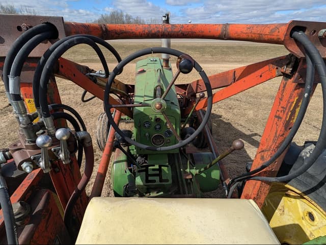 Image of John Deere 620 equipment image 4