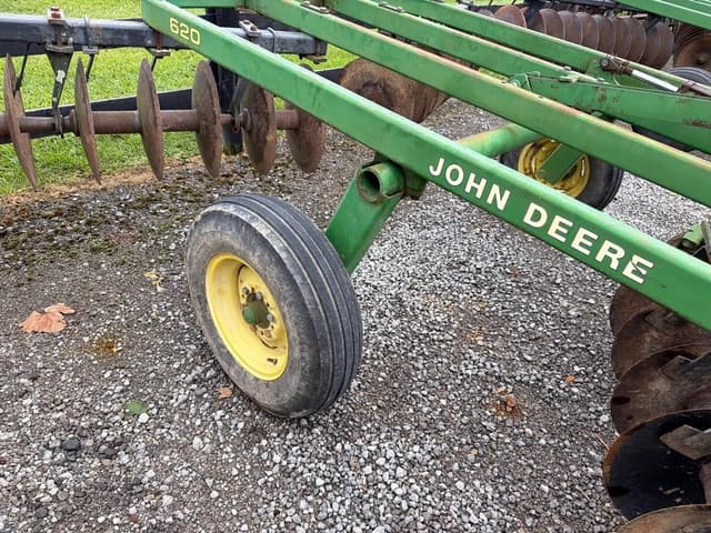 Image of John Deere 620 equipment image 4