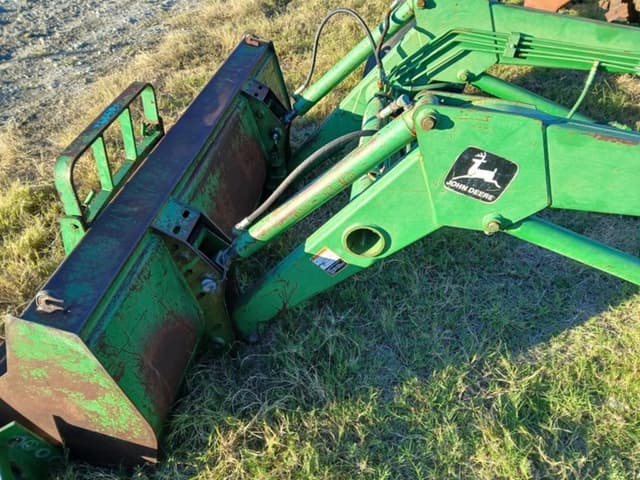 Image of John Deere 620 equipment image 1