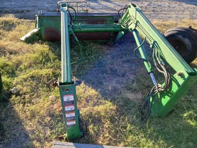 Image of John Deere 620 equipment image 2