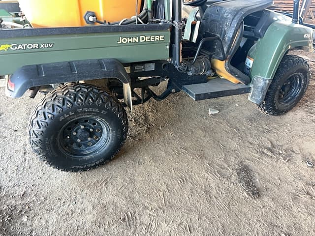 Image of John Deere Gator XUV 620i equipment image 3