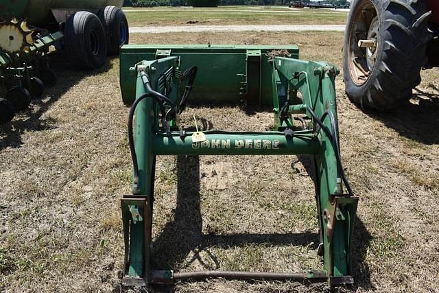 Image of John Deere 620 equipment image 1