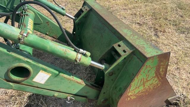 Image of John Deere 620 equipment image 1