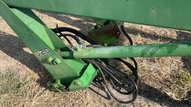 Image of John Deere 620 equipment image 3