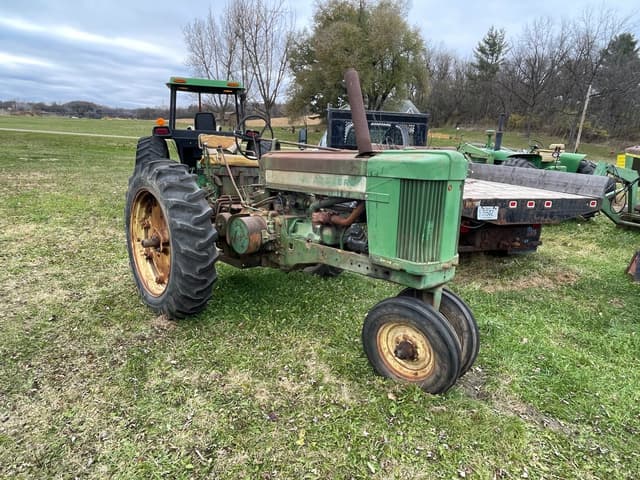 Image of John Deere 620 equipment image 2