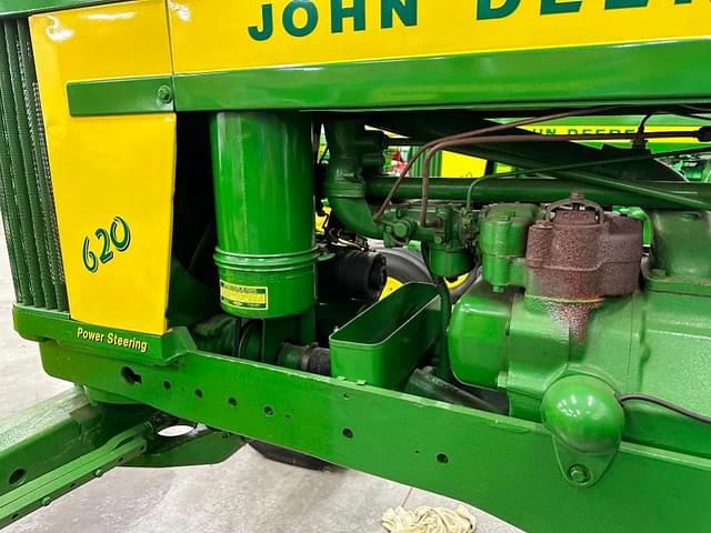 Image of John Deere 620 equipment image 2