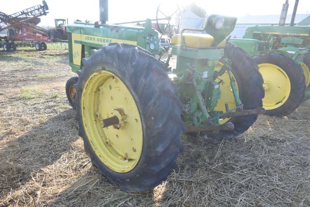 Image of John Deere 620 equipment image 4