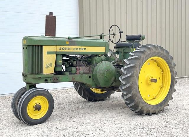 Image of John Deere 620 equipment image 1