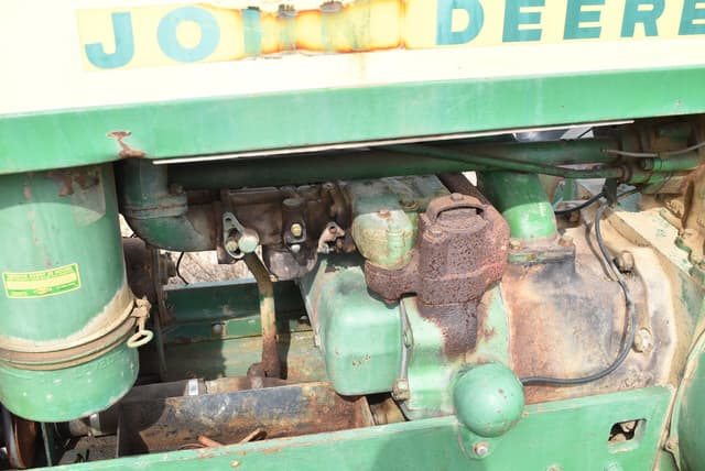 Image of John Deere 620 equipment image 3