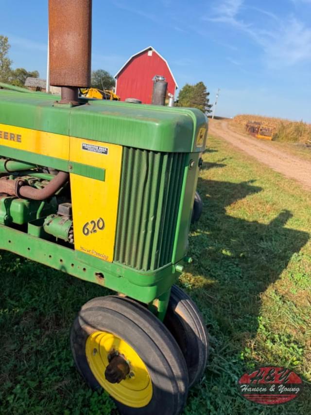 Image of John Deere 620 equipment image 1