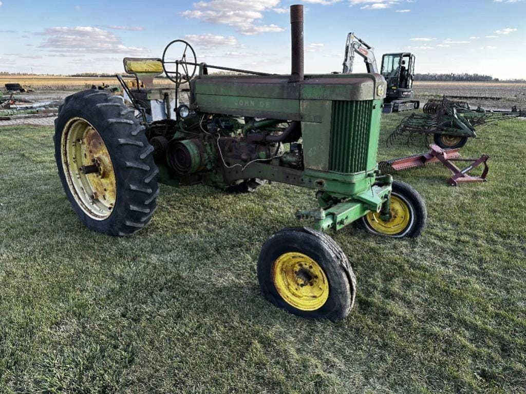 Main image John Deere 620