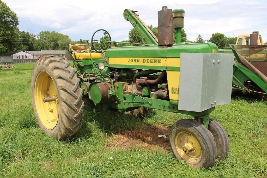 Image of John Deere 620 Primary image